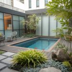 10 idées de design modernes pour intégrer une piscine dans un petit jardin