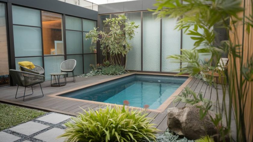 10 idées de design modernes pour intégrer une piscine dans un petit jardin