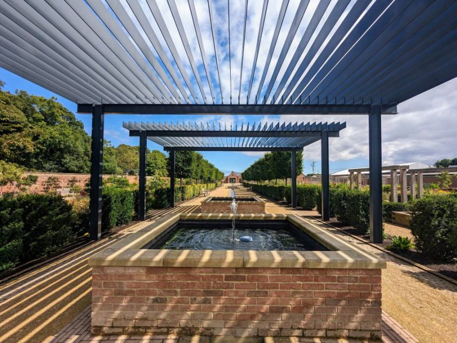 Pergolas bioclimatiques à Tours : comment bien choisir son installation